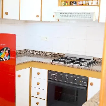 Holiday home Bonita Casa Jardin Privado 5min A Pie De Playa Roda de Bera