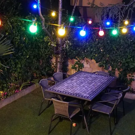 Holiday home Bonita Casa Jardin Privado 5min A Pie De Playa Roda de Bera
