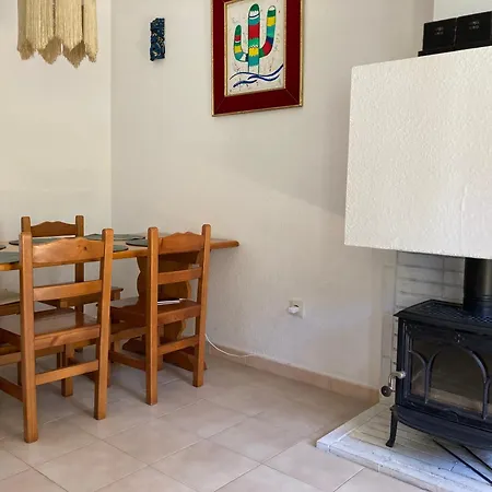 Holiday home Bonita Casa Jardin Privado 5min A Pie De Playa Roda de Bera